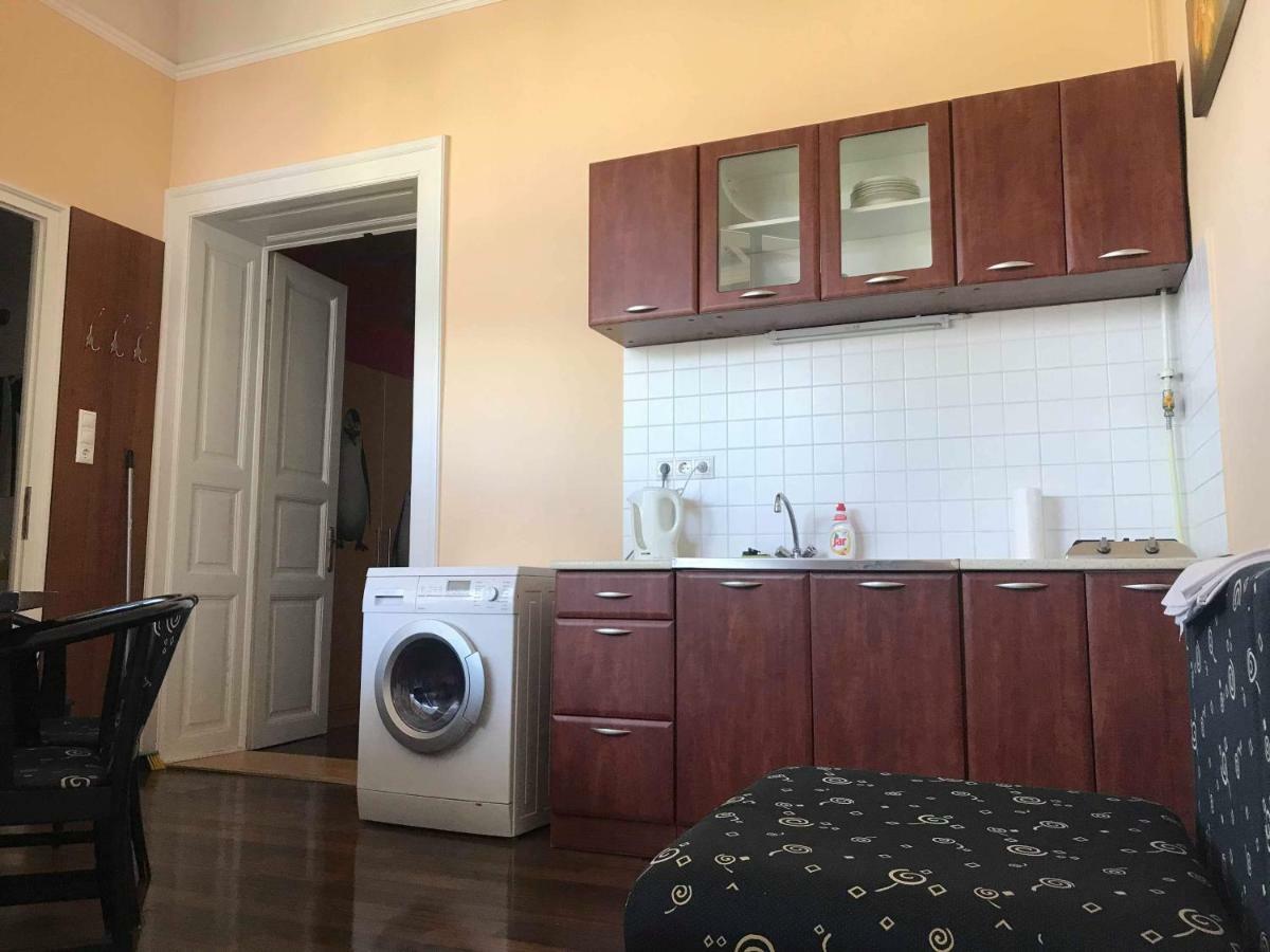 Gyulai Meseház Apartman Bagian luar foto